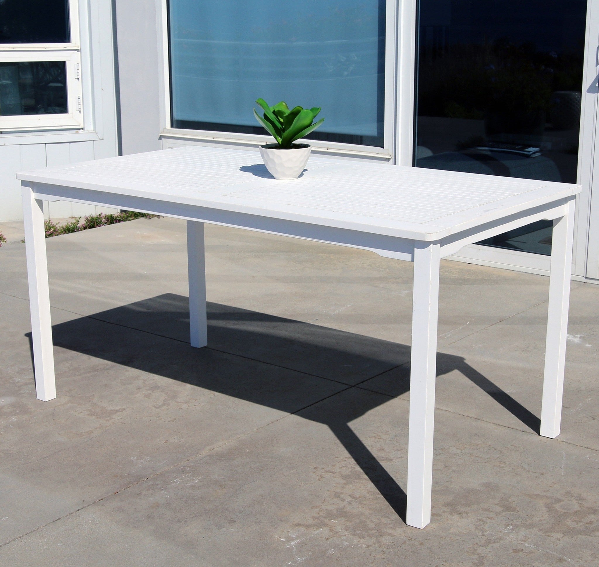 White Dining Table With Straight Legs