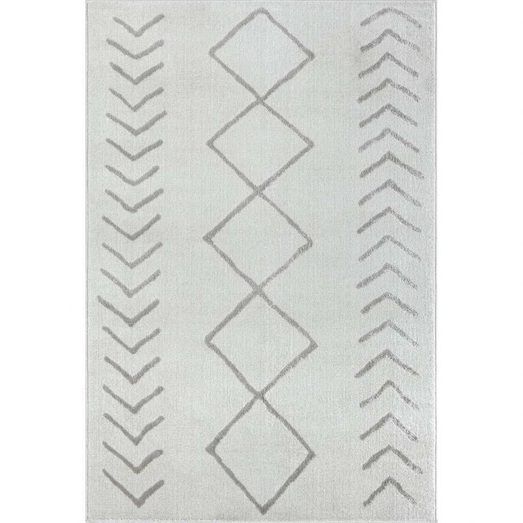 5' X 7' Cream Diamond Area Rug