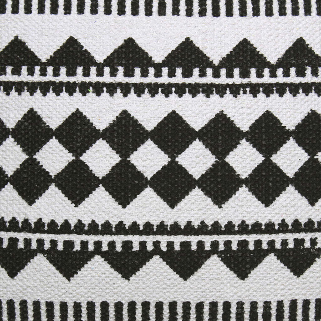 20" X 20" Black And White 100% Cotton Geometric Zippered Pillow