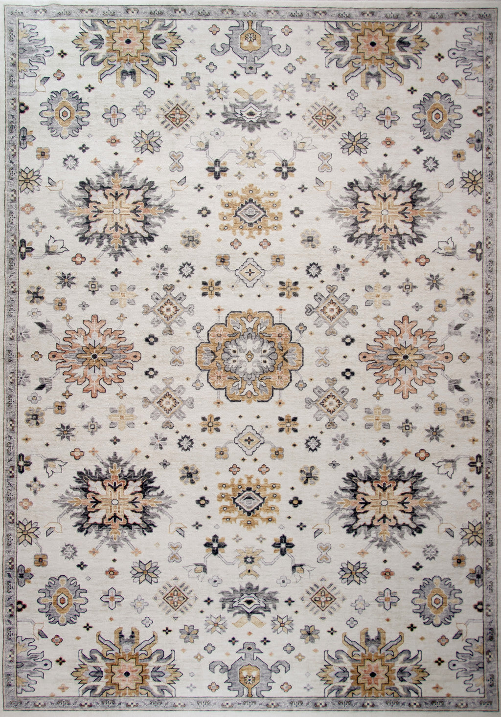 4' x 6' Cream Floral Area Rug